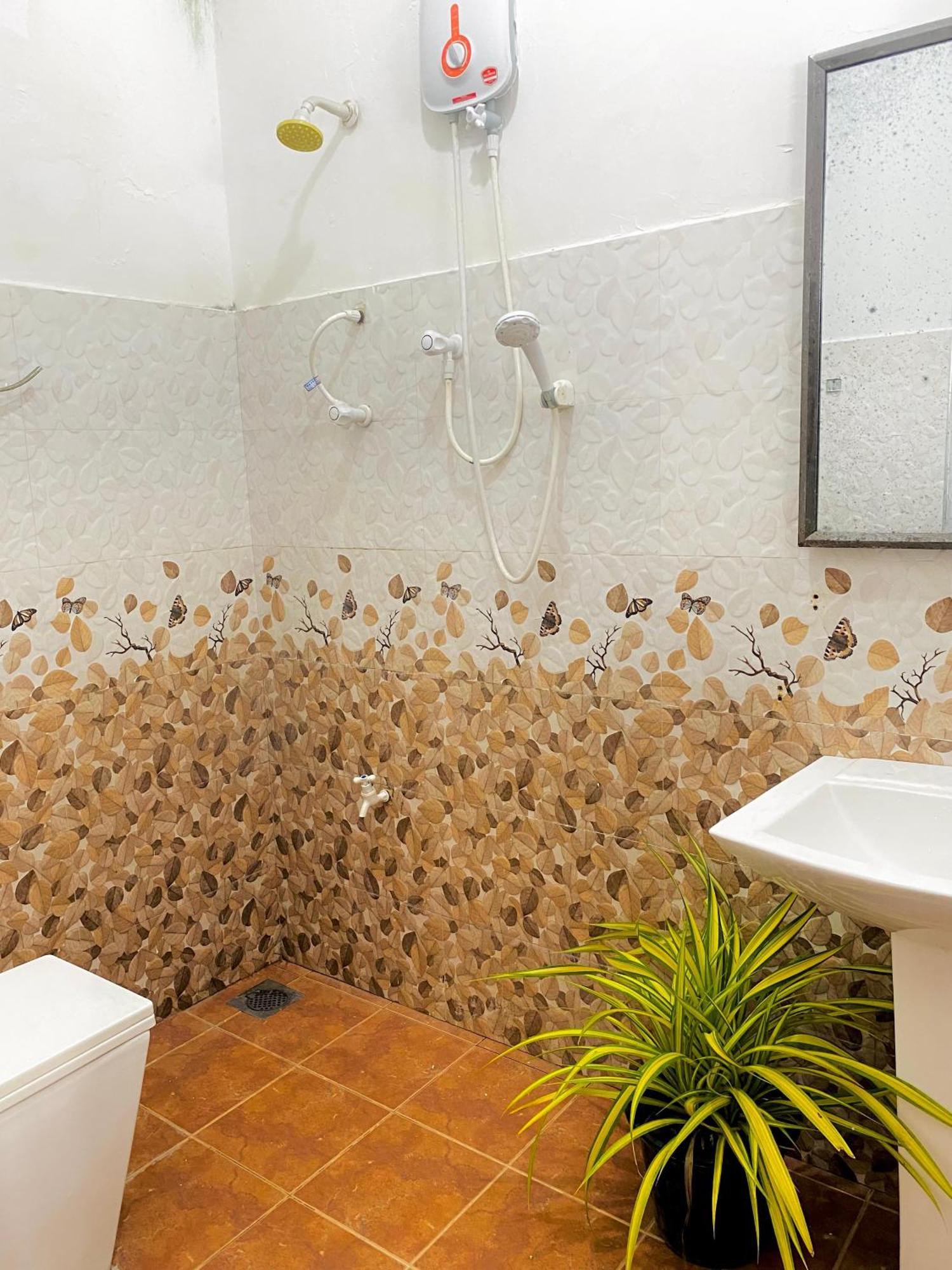 Sasmika Villa Surf And Yoga Hostel Weligama Dış mekan fotoğraf